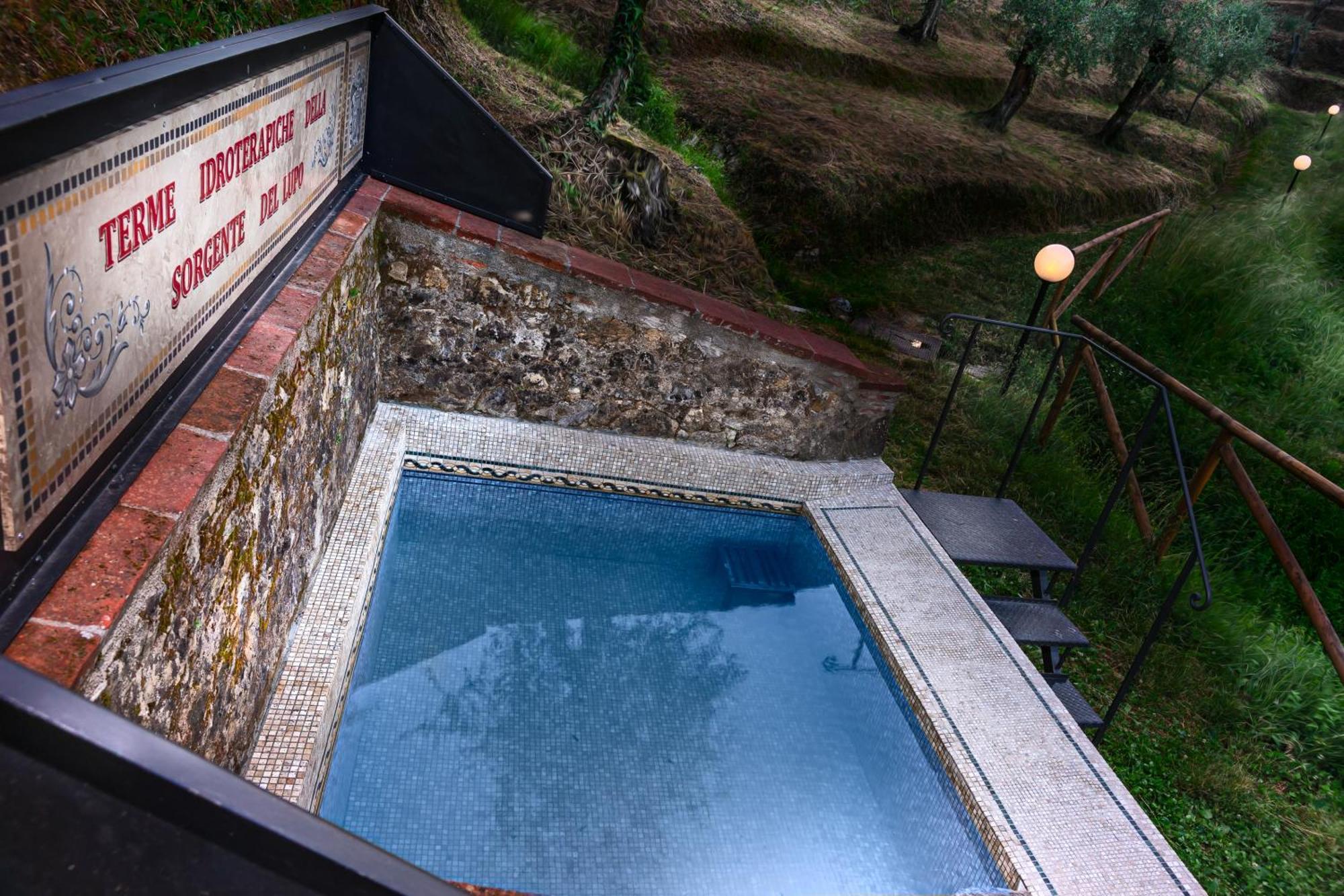 Castello Di Mammoli Guest House Mastiano Exterior foto
